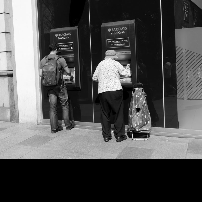 This image on benefits for pensioners and refugees is not correct