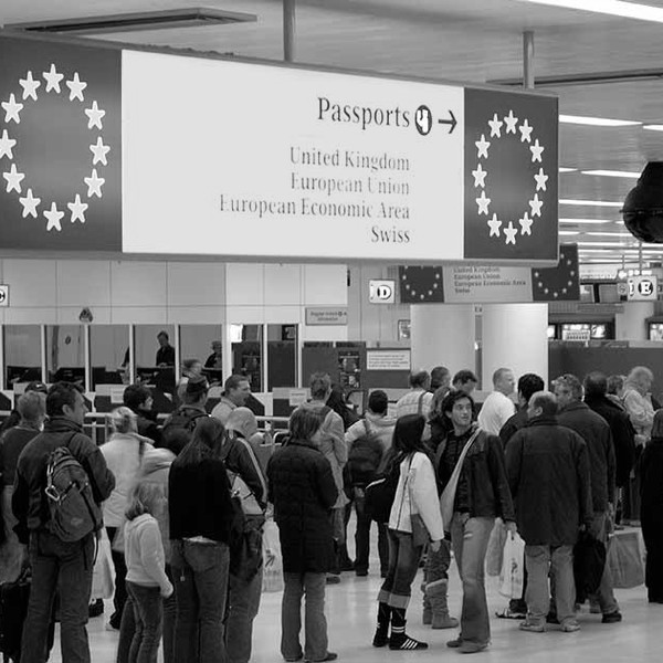 When arriving to an EU airport, which queue do I now use at passport control?