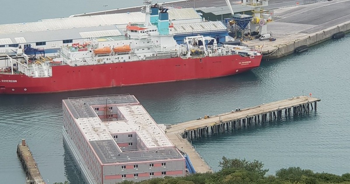 Asylum seeker who died aboard Bibby Stockholm misidentified as doctor from Cameroon - Vimarsana News