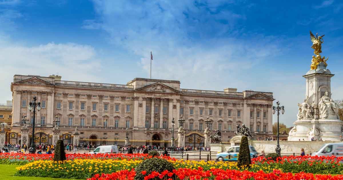 paying-for-buckingham-palace-full-fact