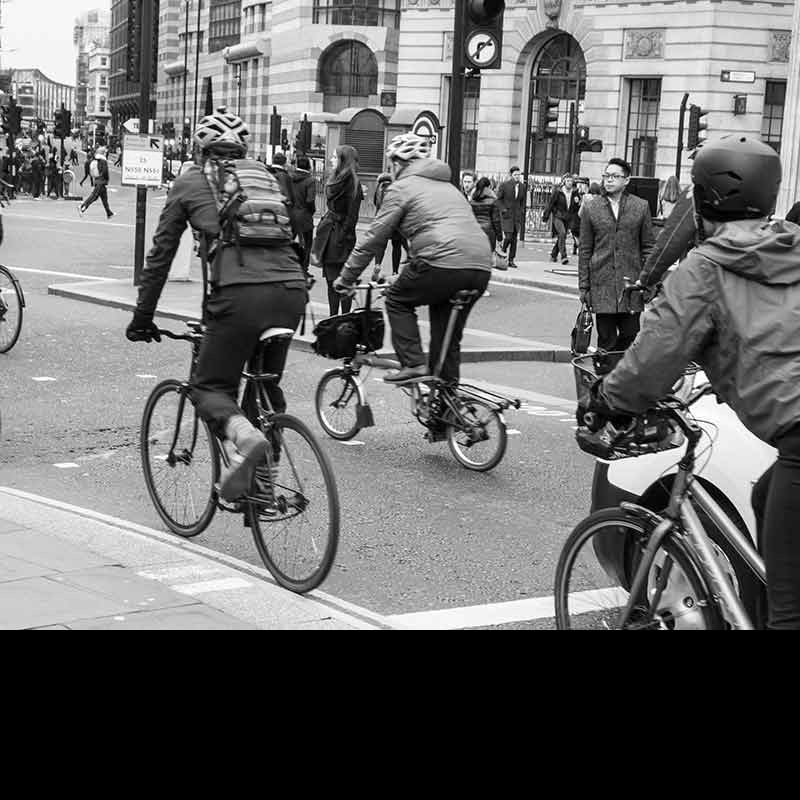How many cyclists are killed each year?