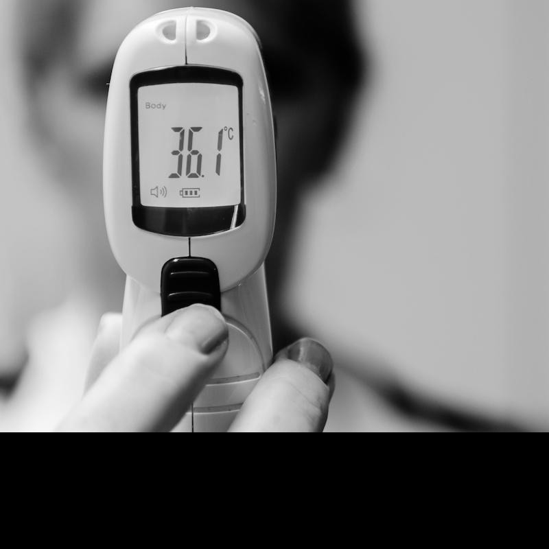 Infrared thermometers do not affect the pineal gland
