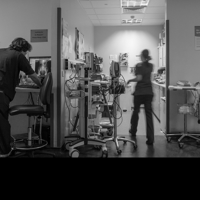 Mirror claims NHS staff work 11 hours unpaid overtime on average but it’s probably more like two hours