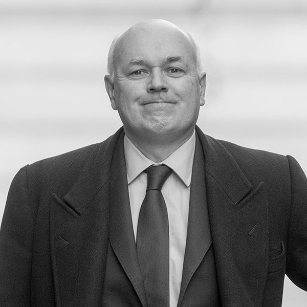 Sir Iain Duncan Smith is wrong to say that only 15% of people ever move above low pay