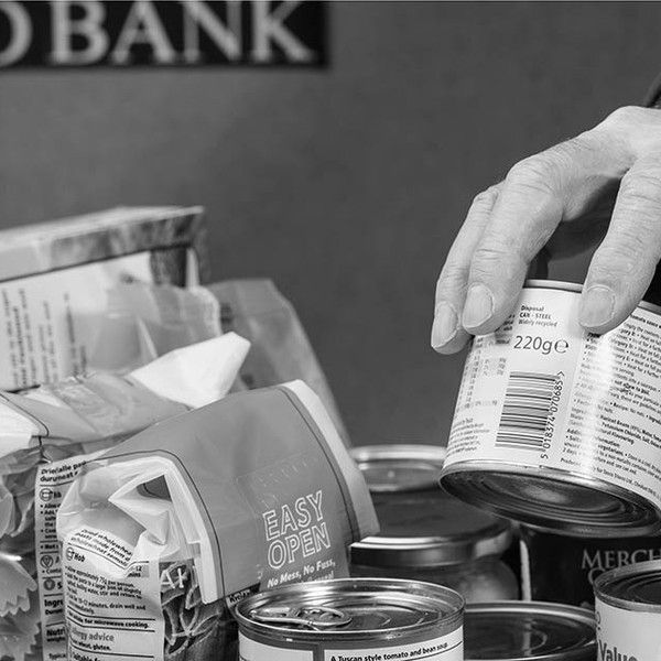 Is Universal Credit driving people to food banks?