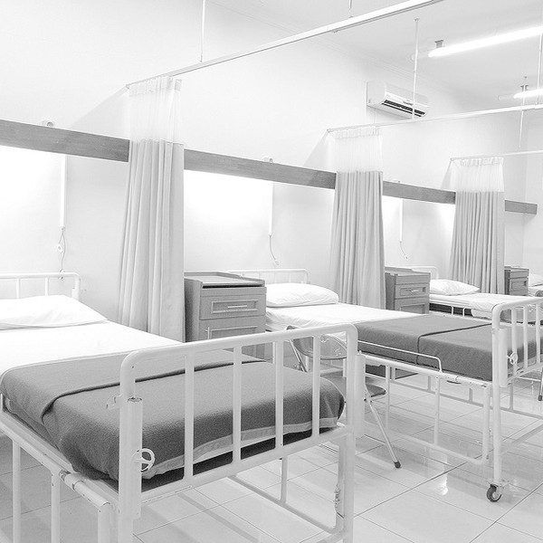 Is the government going to build 48 new hospitals by 2030?