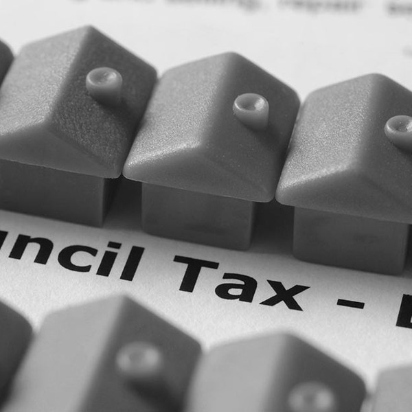 Do Conservative councils charge £100 less tax than Labour or Liberal Democrat councils?