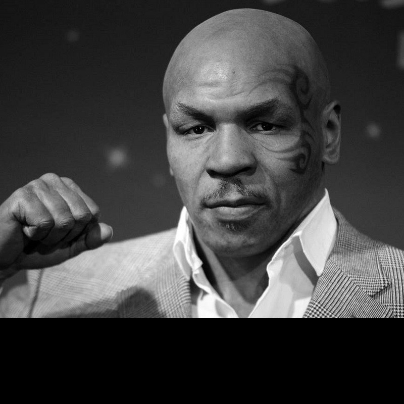 Photo of Mike Tyson in ‘Plan-Demic’ t-shirt has been edited
