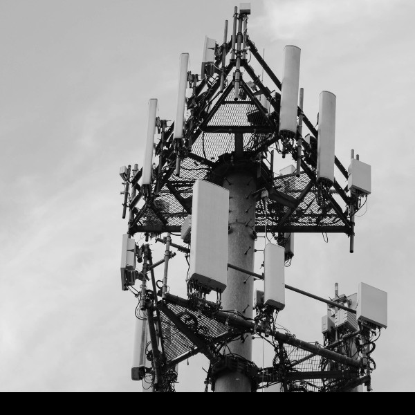 ‘Kraken’ Covid-19 subvariant linked to baseless claims about 5G harms