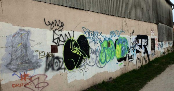 -graffiti-.jpg