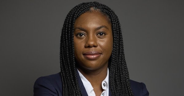 Official portrait of Kemi Badenoch
