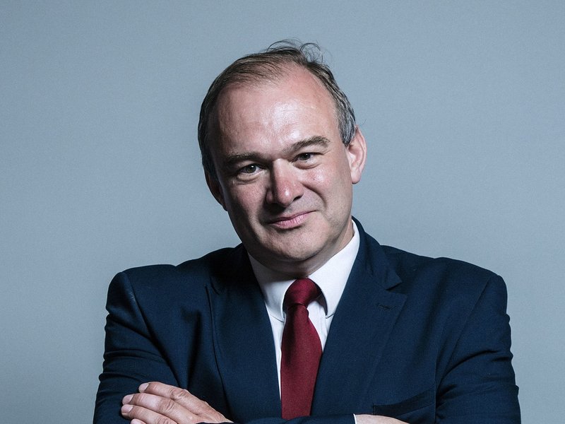 1920px-official_portrait_of_sir_edward_davey_crop_1.jpg