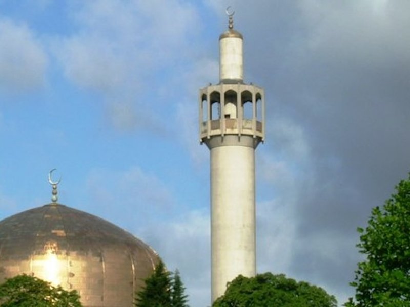 21_dec_2023_central_london_mosque_-_geograph.org.uk_-_863222.jpg