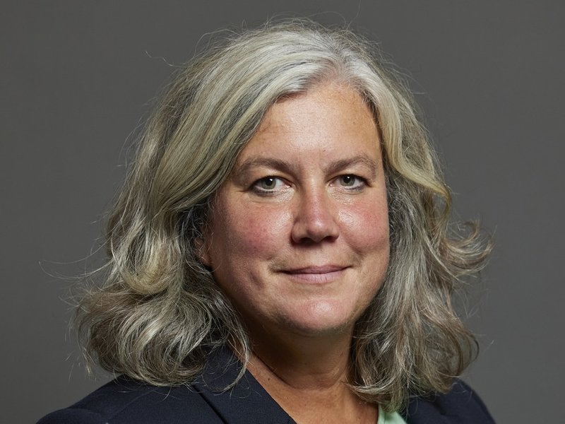 Official portrait of the transport secretary Heidi Alexander