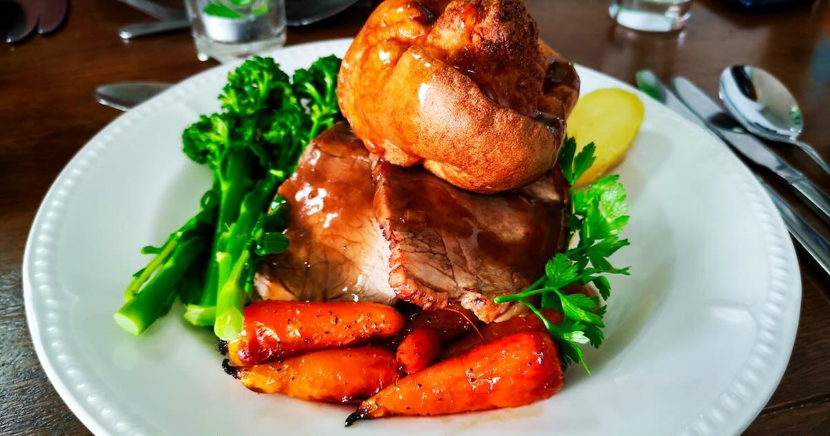 Facebook ads offer fake Toby Carvery giveaway - Full Fact