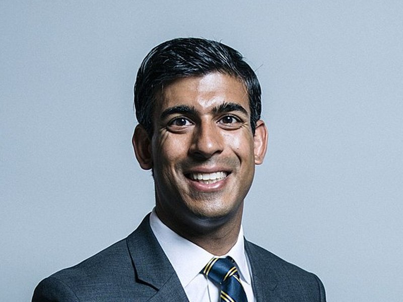 800px-official_portrait_of_rishi_sunak_crop_1.jpg