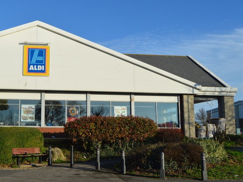An image of an Aldi storefront