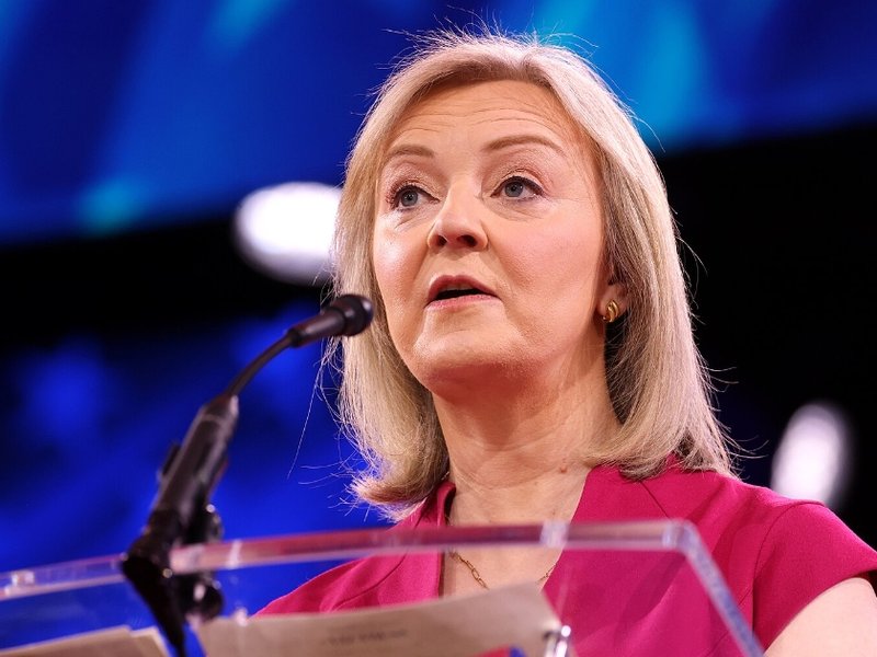 Liz Truss speaking at the 2025 Conservative Political Action Conference (CPAC) in Maryland, United States.