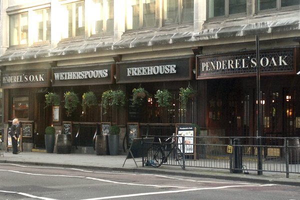 Image of Pendrel's Oak Wetherspoons pub