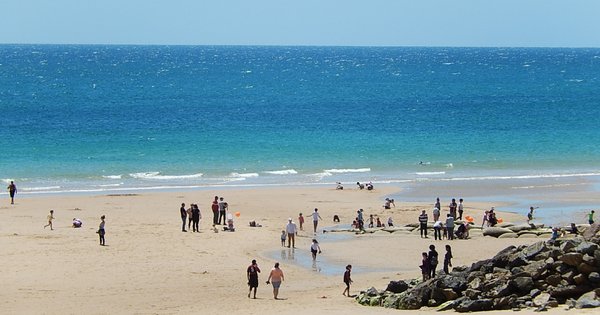 adelaide_beach_resized.jpg