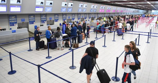 airport_resize.jpg