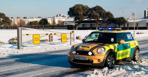 ambulance-snow-23-05-2018.jpg