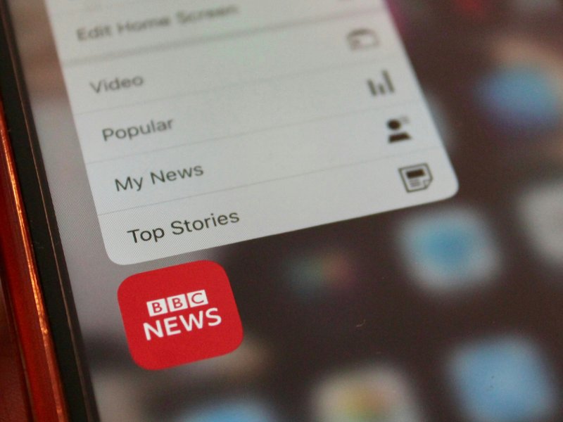 bbc_news_phone_image_resized.jpg