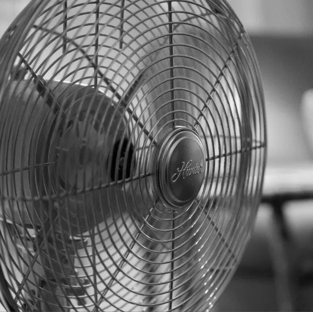 An image of an electric fan.