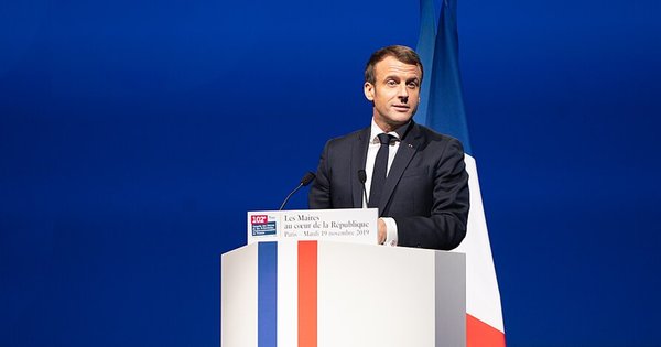 emmanuel_macron_congres_des_maires_19_novembre_2019.jpg