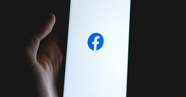 facebookk.jpg