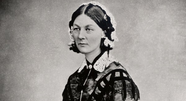 florence_nightingale_three_quarter_length.jpg