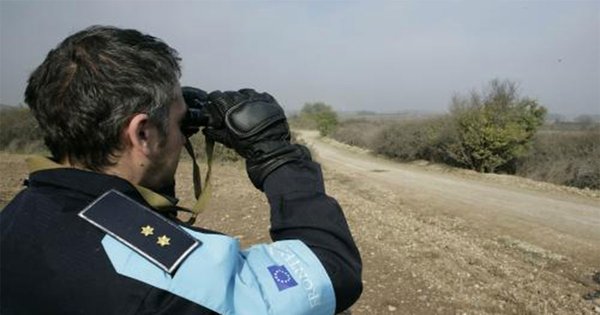 ff-wp-files/2015/12/frontex-eu-border-guard-social.jpg
