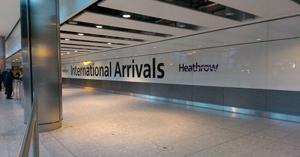 heathrow_arrivals_-_cropped.jpg