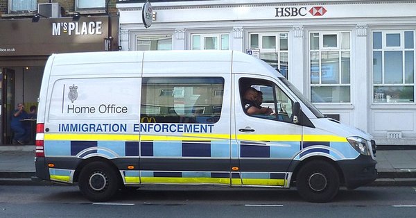 home_office_immigration_enforcement_vehicle_north_finchley.jpg