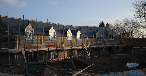house_building_-_geograph.org.uk_-_5838774.jpg