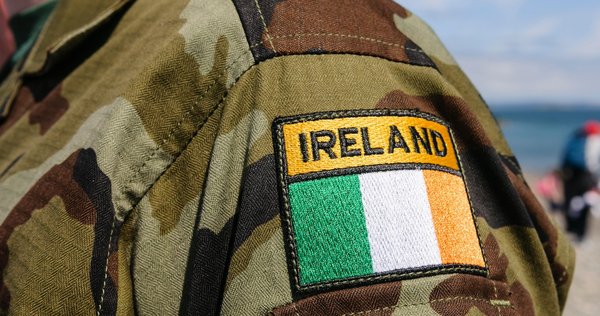 ireland_army.jpg