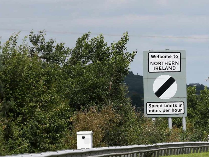 irish-border.jpg