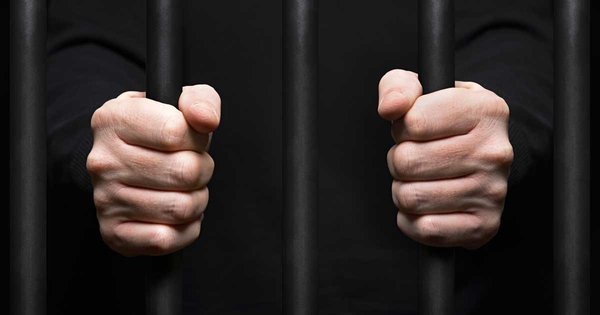knife-crime-prison.jpg