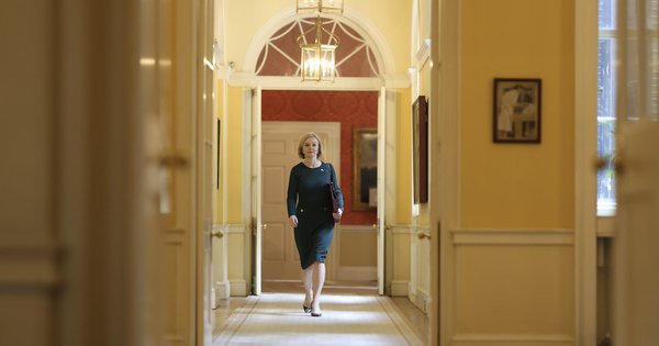 liz_truss_no_10.jpg