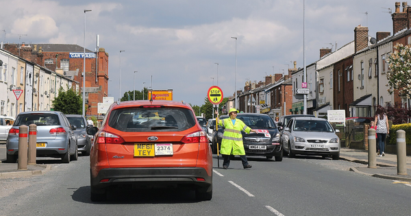 lollipop_lady._manchester_rd_walkden_506190_33366978324-fotor-2023120616147.png