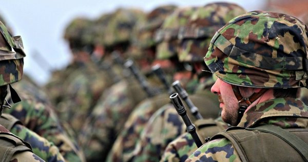 Side profile soldier in line formation