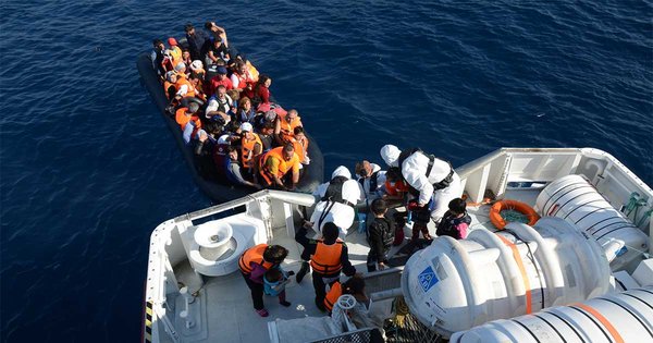 ff-wp-files/2015/10/migrant-rescue.jpg
