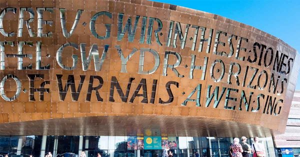 net-migration-cardiff.jpg