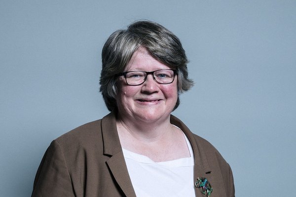 official_portrait_of_dr_thérèse_coffey_crop_1.jpg