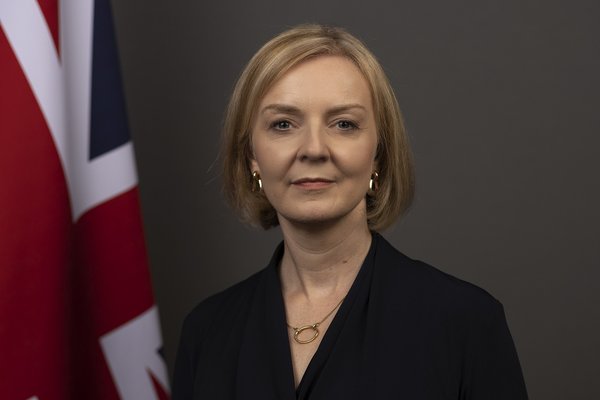 official_portrait_of_prime_minister_liz_truss.jpg