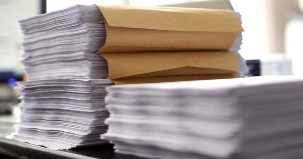 ff-wp-files/2015/12/piles-of-paper-facebook.jpg