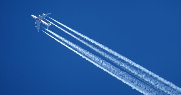plane-1108651_1280.jpg