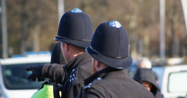 police-officers-3546836_1280.jpg