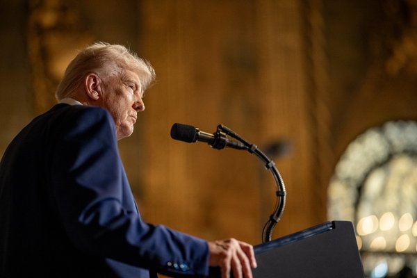 president_donald_trump_takes_questions_after_signing_executive_orders_54337074465_1.jpg