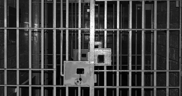 prisons.jpg